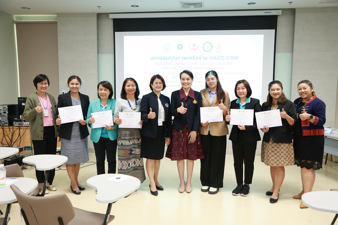 Chiangrai Prachanukroh Hospital invited Asst.Prof.Dr.Boonyapat Shatpattananunt to serve as a commentator at the 