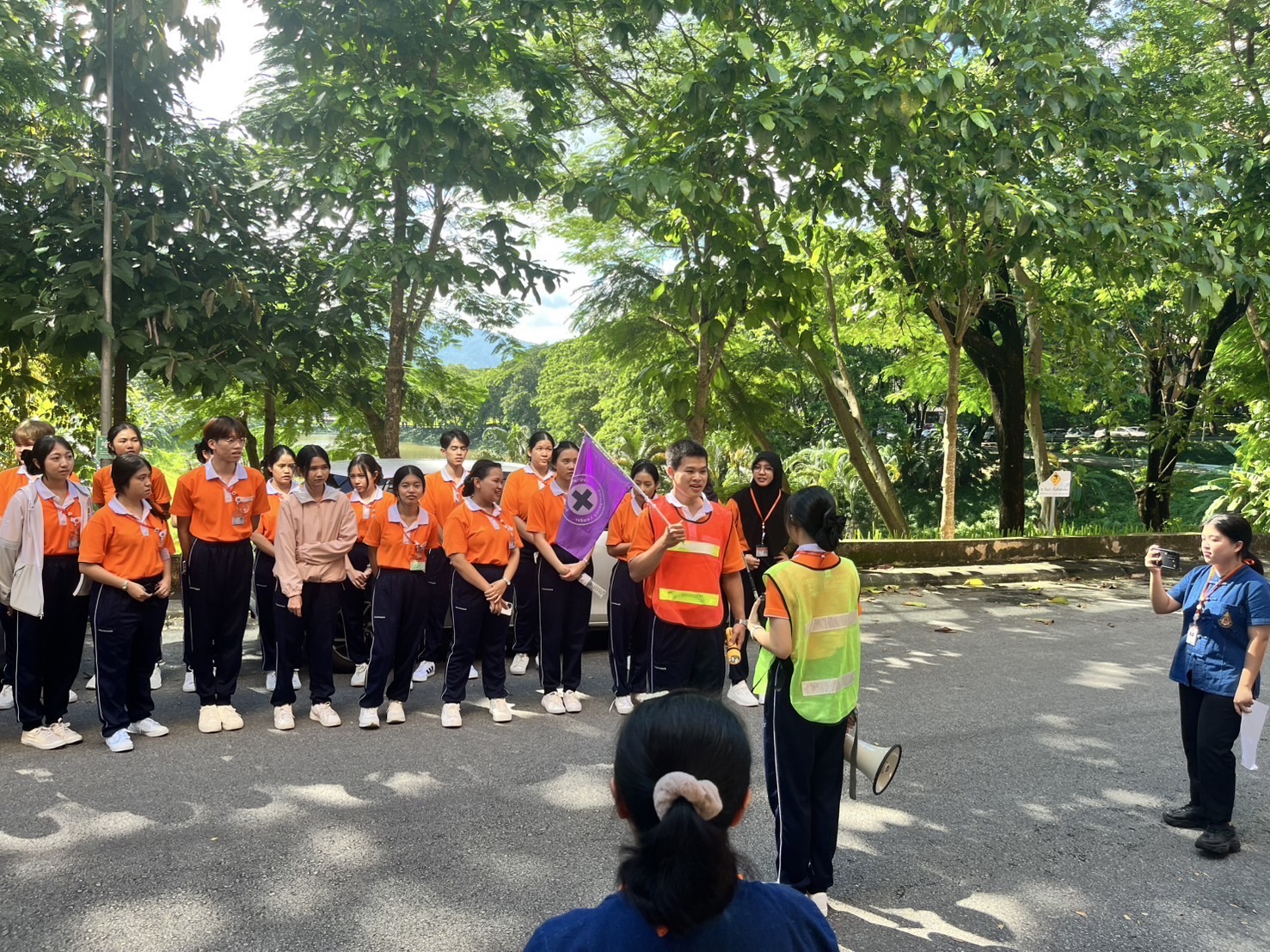 การอบรมและซ้อมแผนหนีไฟสำหรับนักศึกษาพยาบาลศาสตร์ ชั้นปีที่ 2/Fire Drill Training for Second-Year Nursing Students