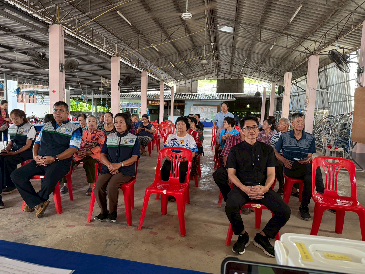 MFU News : LINE_ALBUM_29.05.69_หมู่_16_260605_8_0.jpg