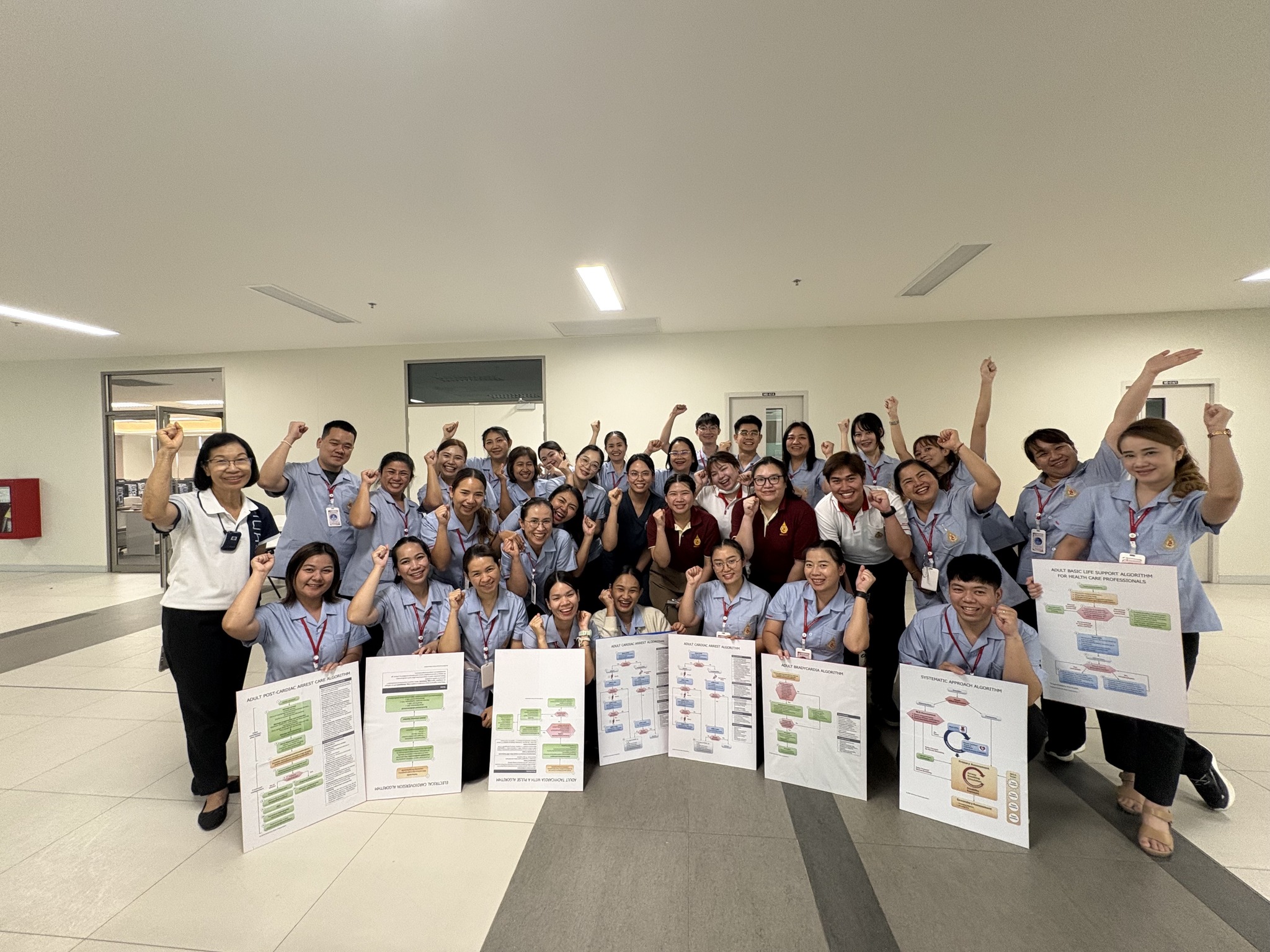 สำนักวิชาพยาบาลศาสตร์ มฟล. จัดอบรมการช่วยชีวิตขั้นสูง (ACLS) เสริมศักยภาพนักศึกษาพยาบาลเวชปฏิบัติ รุ่นที่ 3/School of Nursing, MFU Organized Advanced Cardiovascular Life Support (ACLS) Training for Nurse Practitioner Students, Cohort 3