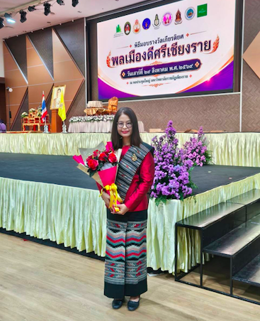 ผศ.สินีนาฏ หงษ์ระนัย รับรางวัลเกียรติยศ “พลเมืองดีเด่นด้านคุณธรรม” ประจำปี 2569/Asst. Prof. Sineenat Hongranai Receives the “Outstanding Citizen in Morality” Award for 2026