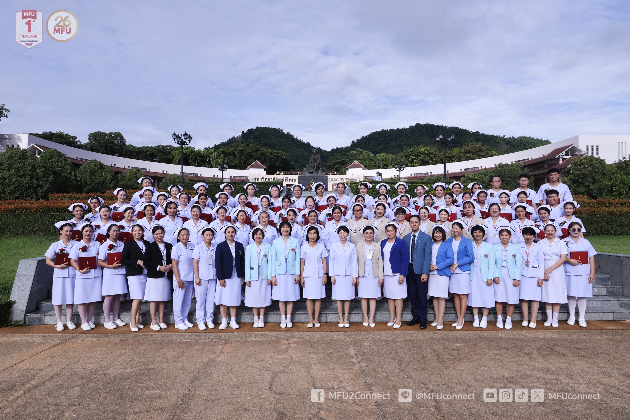 ขอแสดงความยินดีกับผู้สำเร็จการศึกษาหลักสูตรประกาศนียบัตรผู้ช่วยพยาบาล รุ่นที่ 10 ประจำปีการศึกษา 2567 Congratulate all graduates of the Certificate Program for Practical Nursing, Academic Year 2024