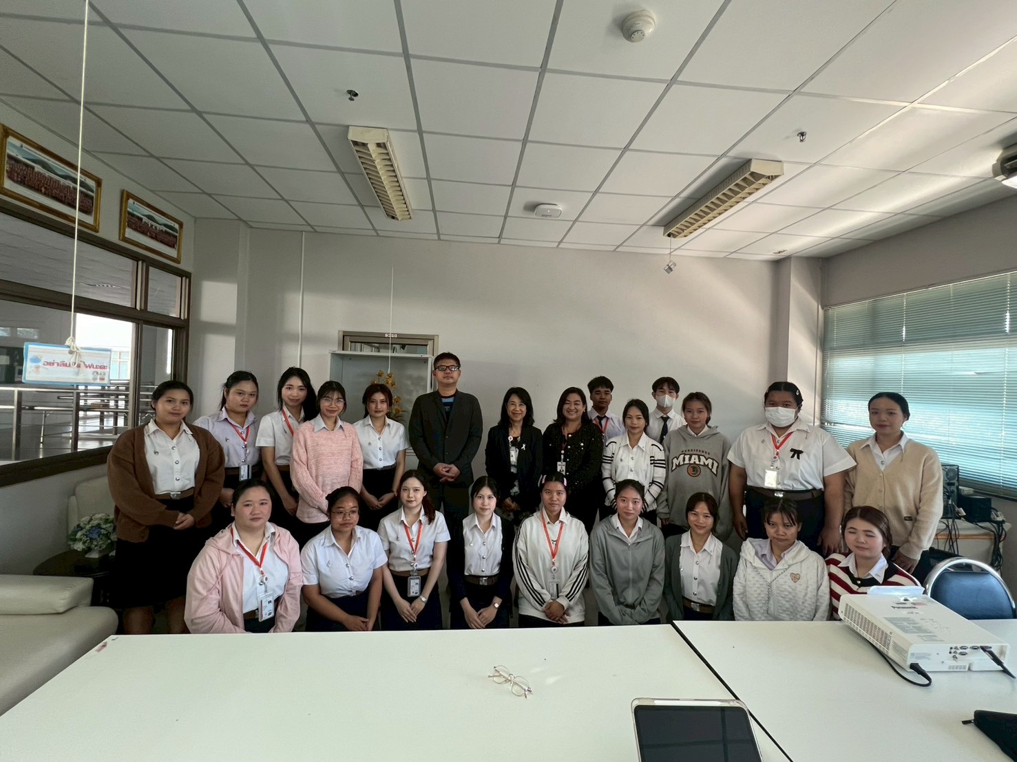 นักศึกษาหลักสูตรประกาศนียบัตรผู้ช่วยพยาบาลเข้าร่วมโครงการ 